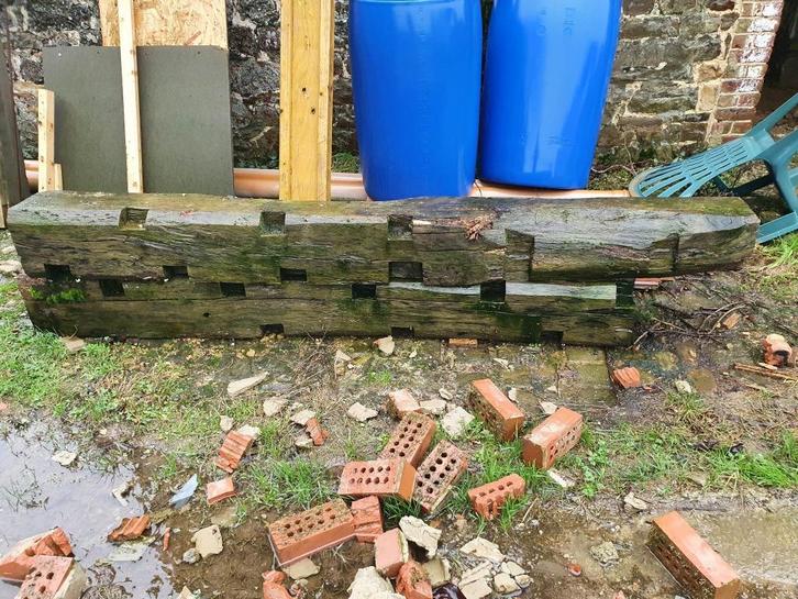 Poutre en Chêne, Bricolage & Construction, Bois & Planches, Utilisé, Poutre, Chêne, 200 à 250 cm, Moins de 25 mm, Enlèvement