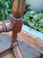 Antieke stoel Mechelsestijl, Ophalen