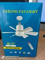 Ventilateurs de plafond avec télécommande.CEILING FAN LICHT, Ophalen, Zo goed als nieuw