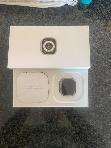 Apple watch ultra titanium 49mm, Handtassen en Accessoires, Smartwatches, Ophalen, Zo goed als nieuw