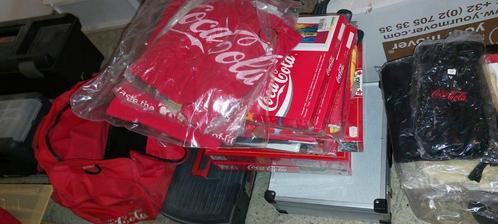Coca-Cola. Veel verschillende items, Verzamelen, Overige Verzamelen, Zo goed als nieuw, Ophalen