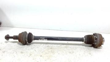 AANDRIJFAS LINKS ACHTER Golf VII (AUA) (5Q0501203A) beschikbaar voor biedingen