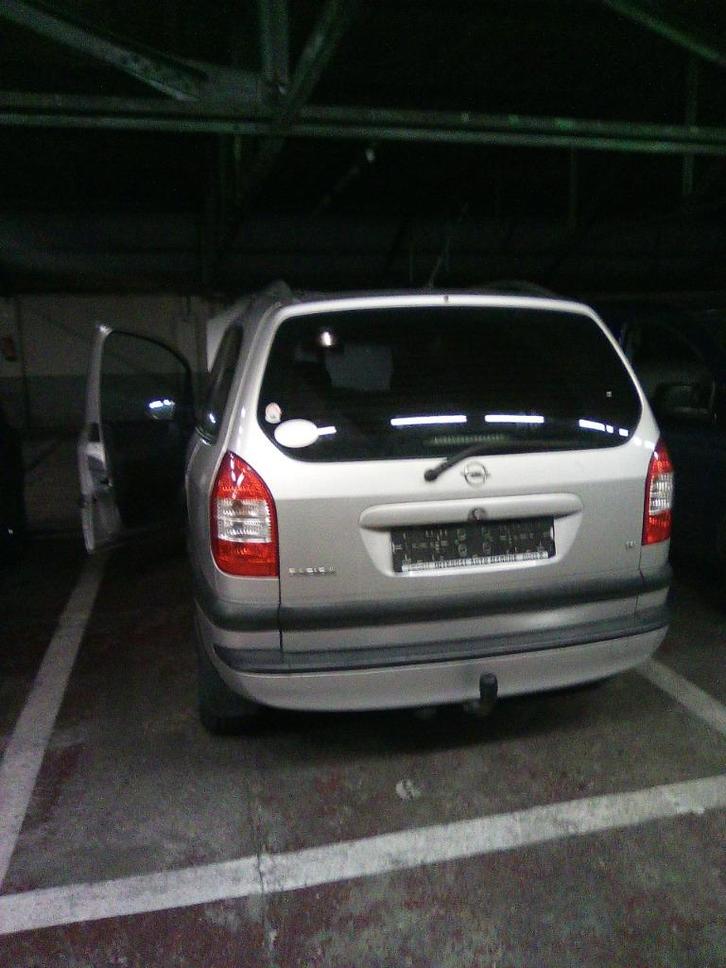 OPEL ZAFIRA 2004 1.6 7PL, Auto's, Opel, Particulier, Zafira, ABS, Airbags, Airconditioning, Android Auto, Bluetooth, Boordcomputer