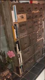armoire de pharmacie industrielle rétro vintage avec commode, Utilisé, Enlèvement ou Envoi