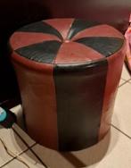 Vintage poef, Huis en Inrichting, Zetels | Voetbanken en poefs, Ophalen