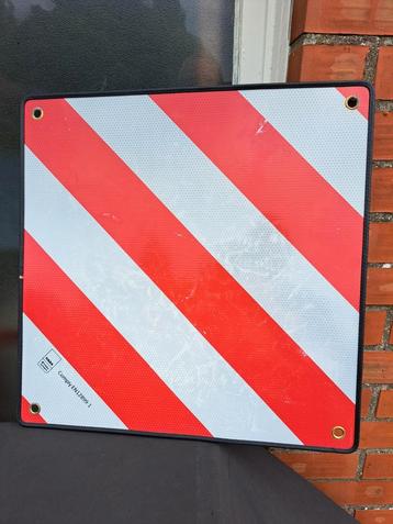 Signalisatiebord. beschikbaar voor biedingen