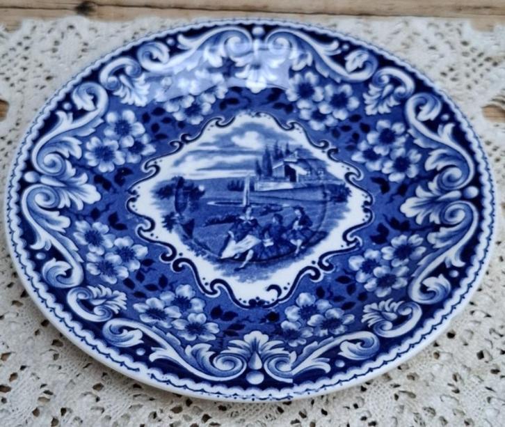 Antieke blauwe schotel, Societe Ceramique Maestricht, Casino, Antiek en Kunst, Antiek | Servies los, Ophalen of Verzenden