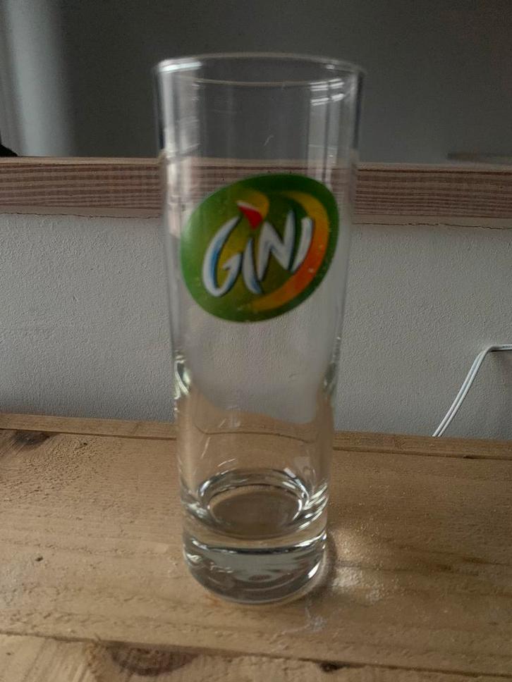 Gini, Verzamelen, Glas en Drinkglazen, Zo goed als nieuw, Frisdrankglas, Ophalen of Verzenden