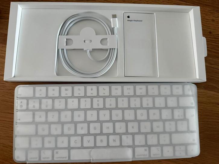 Apple Magic Keyboard (USB-C) Neuf. AZERTY, Computers en Software, Toetsenborden, Zo goed als nieuw, Azerty, Ophalen