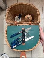Vintage panier de pique-nique pour 2 personnes, Hobby en Vrije tijd, Picknickmanden, Ophalen, Zo goed als nieuw