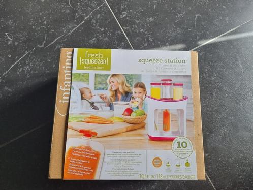 Baby Medela Infantino, Kinderen en Baby's, Babyvoeding en Toebehoren, Zo goed als nieuw, Borstkolf, Ophalen of Verzenden