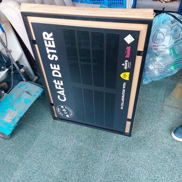 Reklame bord  beschikbaar voor biedingen