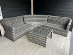 Loungeset (zonder kussens) met bijzettafel, Tuin en Terras, Ophalen, Kunststof, 6 zitplaatsen, Bijzettafel