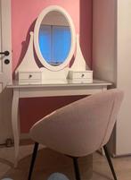Ikea Hemnes make-up tafel + boucle stoel, Huis en Inrichting, Ophalen, Zo goed als nieuw