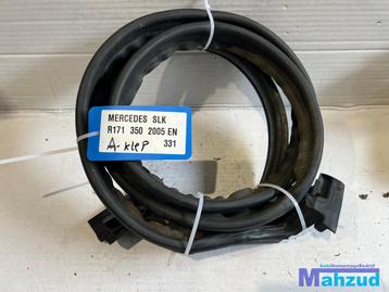 MERCEDES SLK R171 achterklep rubber 2005-2011 beschikbaar voor biedingen