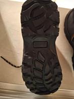 Werkschoenen maat 39, Enlèvement