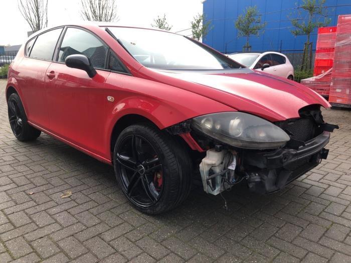 Sportvelgenset + banden van een Seat Leon, Auto-onderdelen, Banden en Velgen, Personenwagen, Gebruikt, 3 maanden garantie, Ophalen of Verzenden