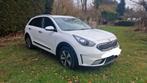 Kia Niro 1.6 GDI Hybrid Automaat leder navigatie, Auto's, Kia, Leder en Stof, Wit, 5 zetels, 5 deurs