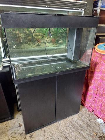Juwel aquarium 125L met kast beschikbaar voor biedingen