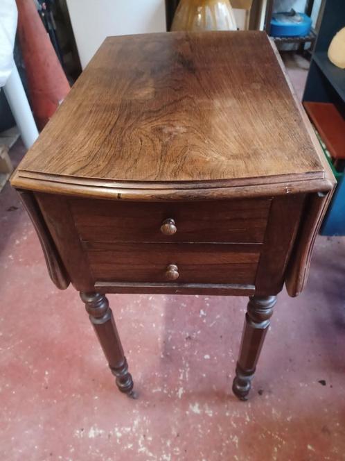 Table de nuit ancienne, Huis en Inrichting, Tafels | Bijzettafels, Gebruikt, Rechthoekig, Hout, Ophalen