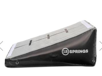 Airtrack schuinvlak 12springs 60cm beschikbaar voor biedingen