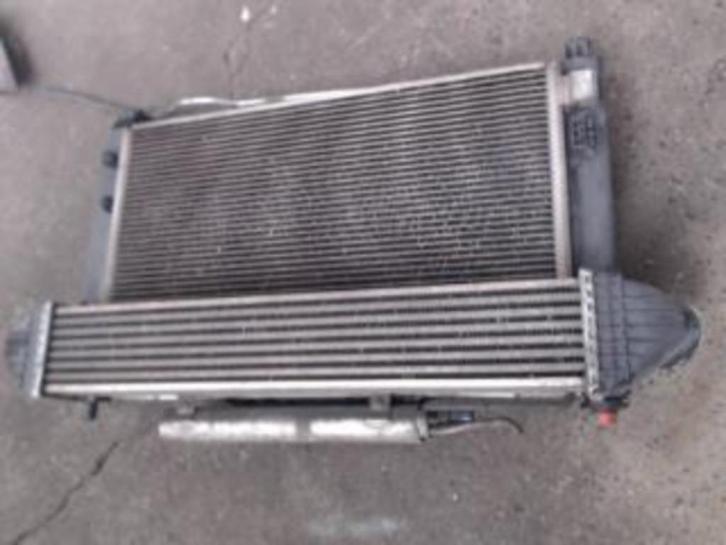 Radiateur Mercedes classe B 245 2.0CDi 100kw LP/14280, Autos : Pièces & Accessoires, Moteurs & Accessoires, Utilisé, Enlèvement ou Envoi