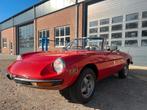 Alfa Romeo Spider 2000 1977, Lichtmetalen velgen, Achterwielaandrijving, Zwart, 1962 cc