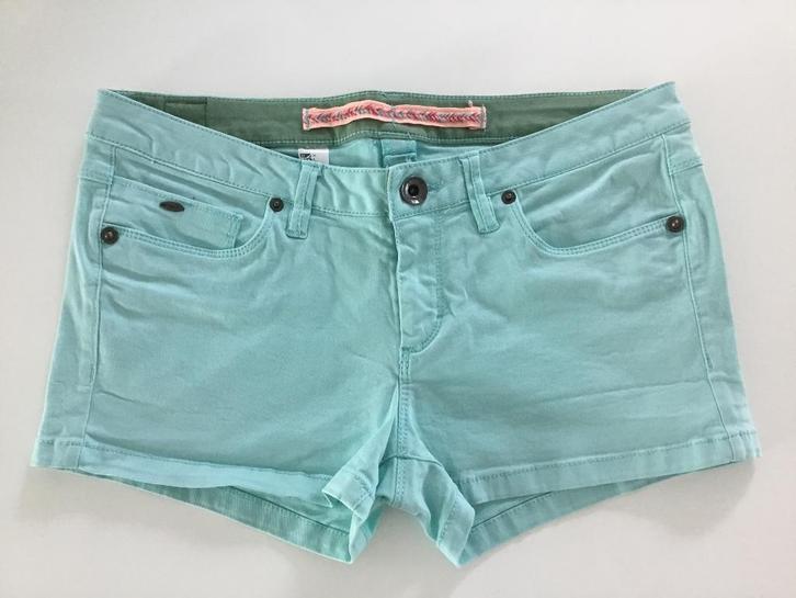 O’Neill turquoise short maat 29, Kleding | Dames, Broeken en Pantalons, Zo goed als nieuw, Maat 38/40 (M), Kort, Ophalen of Verzenden
