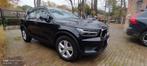 Volvo XC 40 T2 1.5 benzine 95kw 1ste eigenaar  BTW Wagen 21%, Voorwielaandrijving, Stof, 4 cilinders, Zwart