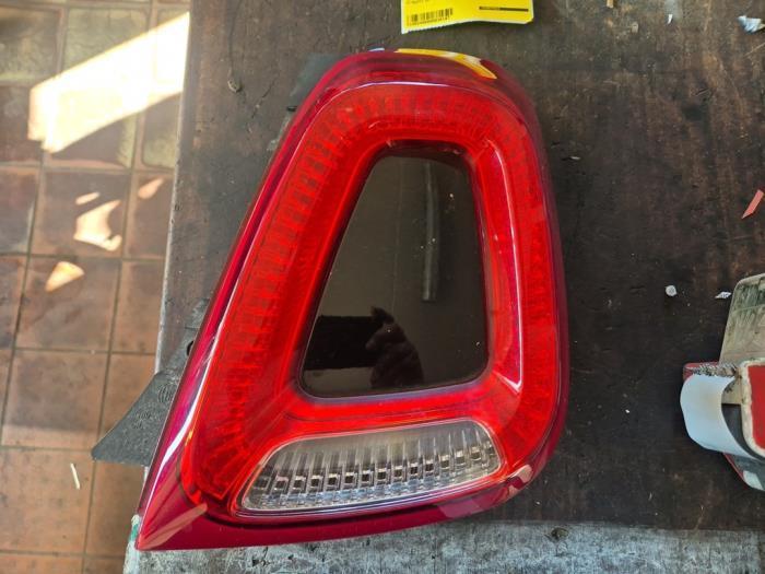Achterlicht rechts van een Fiat 500, Auto-onderdelen, Verlichting, Fiat, Gebruikt, 3 maanden garantie