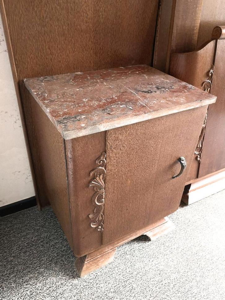 Art deco bed + 2 nachtkastjes met marmer | jaren 40 | decor, Antiek en Kunst, Curiosa en Brocante, Ophalen