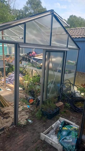 Tuinkast, serre. beschikbaar voor biedingen