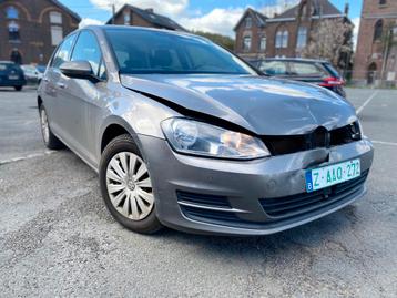 VW Golf 7 / 1.6 Tdi / Accidentée  