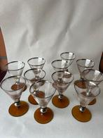 Lot oude glazen met bruine voet, Verzamelen, Glas en Drinkglazen, Ophalen of Verzenden, Zo goed als nieuw