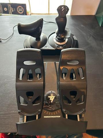 Thrustmaster T-flight full kit beschikbaar voor biedingen