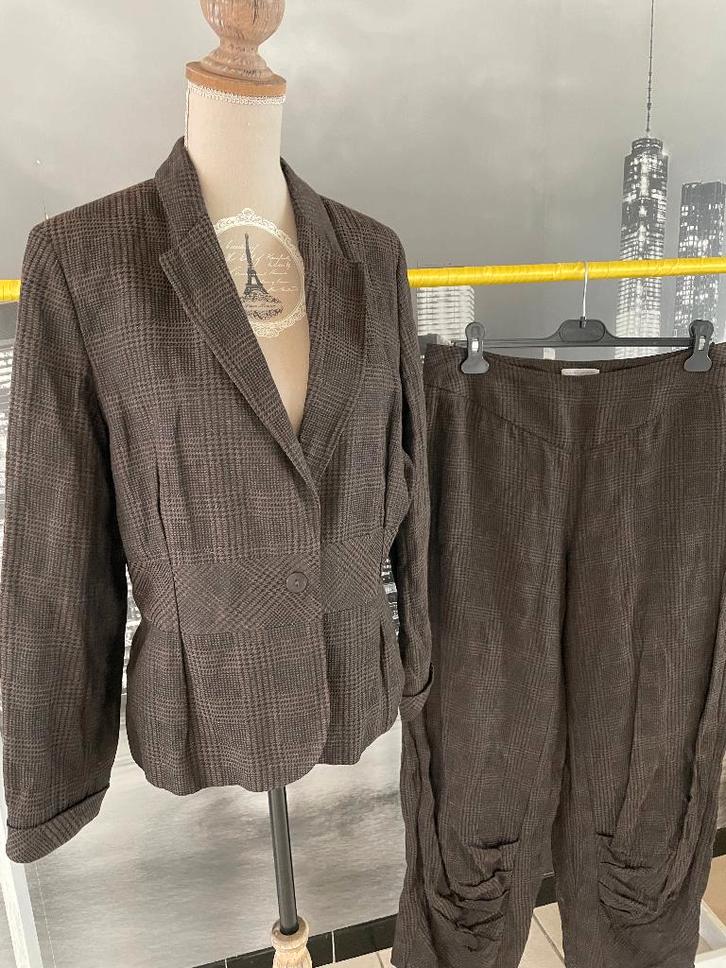 broekpak Sarah Pacini - 38-40, Vêtements | Femmes, Vestes & Costumes, Porté, Costume ou Complet, Taille 38/40 (M), Brun, Envoi