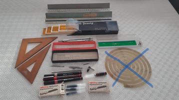 Allerlei retro tekengerief ROTRING tekenpen Aristo Staedtler beschikbaar voor biedingen