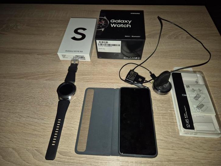 Samsung Galaxy S21 FE 5G + Samsung galaxy watch 4, Telecommunicatie, Mobiele telefoons | Toebehoren en Onderdelen, Zo goed als nieuw