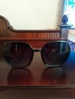 Gucci1 Classic, Handtassen en Accessoires, Zonnebrillen en Brillen | Dames, Ophalen of Verzenden, Zo goed als nieuw