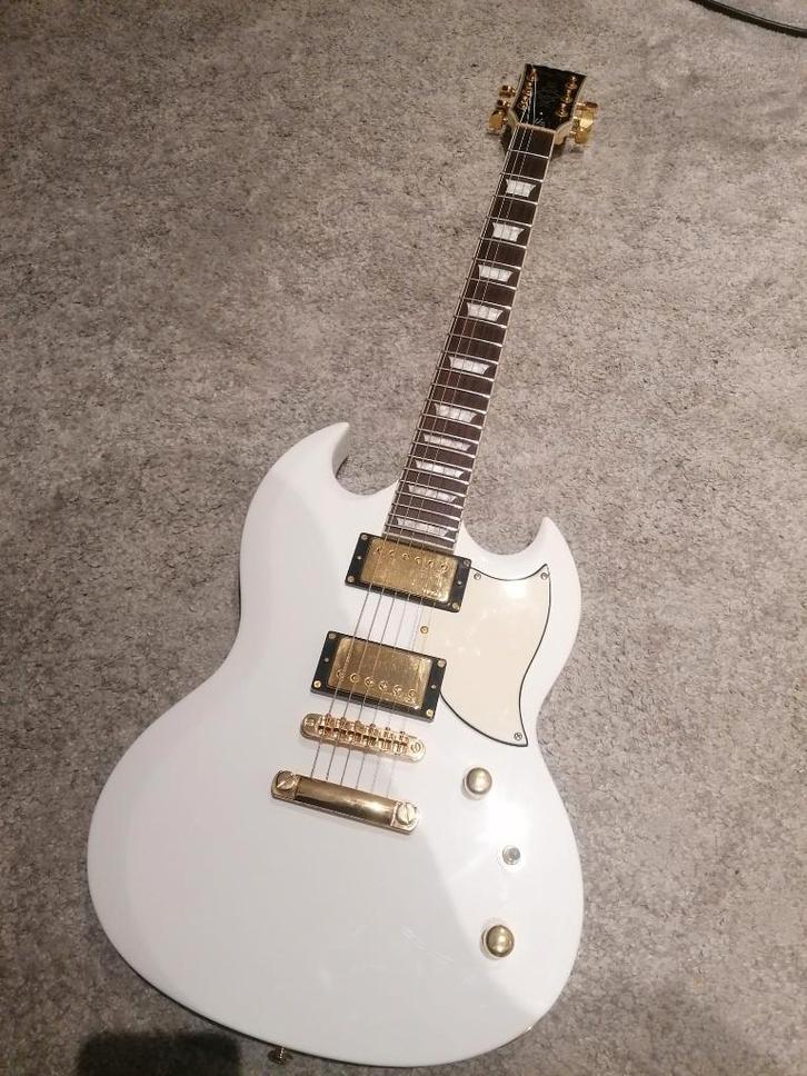 Harley Benton DC Custom II, Musique & Instruments, Instruments à corde | Guitares | Électriques, Comme neuf, Solid body, Autres marques