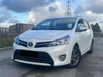 Toyota Verso 1.6i Benzine //Camera Panoramadak//, Auto's, Toyota, Voorwielaandrijving, Euro 5, Zwart, Wit