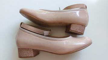 Ballerines roses a talon pailettes taille 33 Gemo bon état, Enlèvement, Utilisé