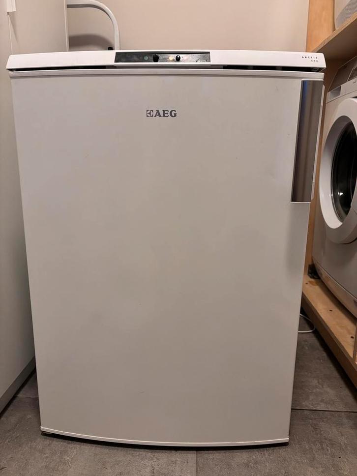 Diepvries tafelmodel AEG, Elektronische apparatuur, Vriezers en Diepvrieskisten, Gebruikt, Vrijstaand, Vrieskast, Minder dan 85 cm
