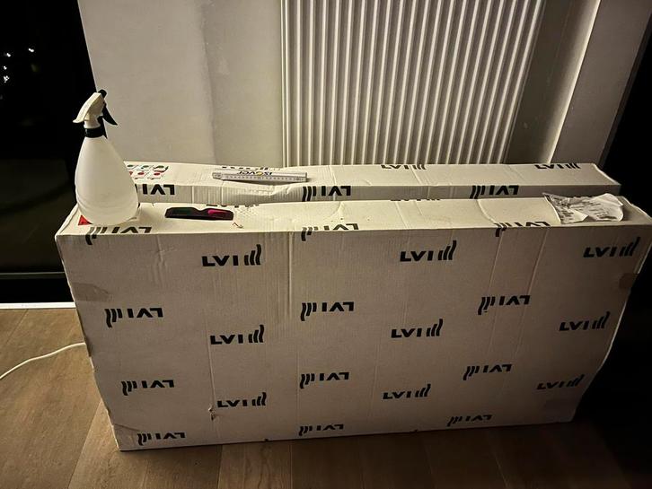 Radiateurs électriques RADSON neufs, Doe-het-zelf en Bouw, Verwarming en Radiatoren, Nieuw, Radiator, 800 watt of meer, 30 tot 80 cm