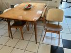 Mooie vintage tafel + 4 stoelen, Huis en Inrichting, Ophalen, Zo goed als nieuw