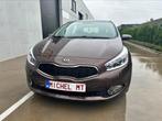 Kia Cee'd 1.4i Benzine / 1 jaar garantie, Auto's, Kia, Voorwielaandrijving, Euro 5, Stof, Start-stop-systeem