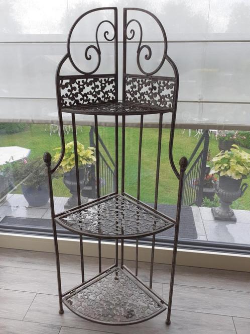 Te koop een hoekplank, Huis en Inrichting, Woonaccessoires | Etagères, Zo goed als nieuw, Ophalen