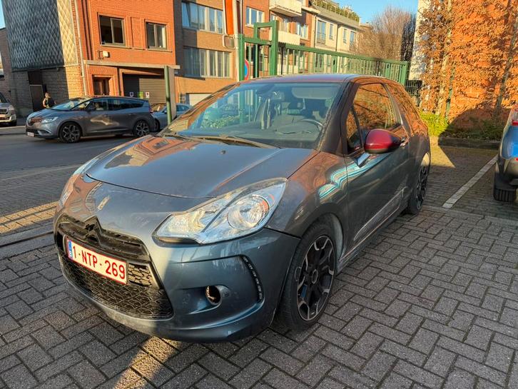 Citroën DS3, Autos, Citroën, Particulier, DS3, ABS, Airbags, Air conditionné, Bluetooth, Ordinateur de bord, Verrouillage central