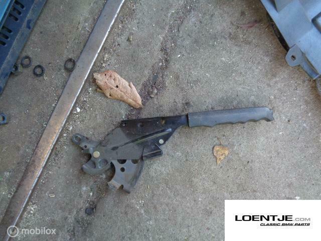 Handremhendel handrem bmw e30 315i 320i 318i 316, Auto-onderdelen, Remmen en Aandrijving, BMW, Gebruikt, Ophalen of Verzenden