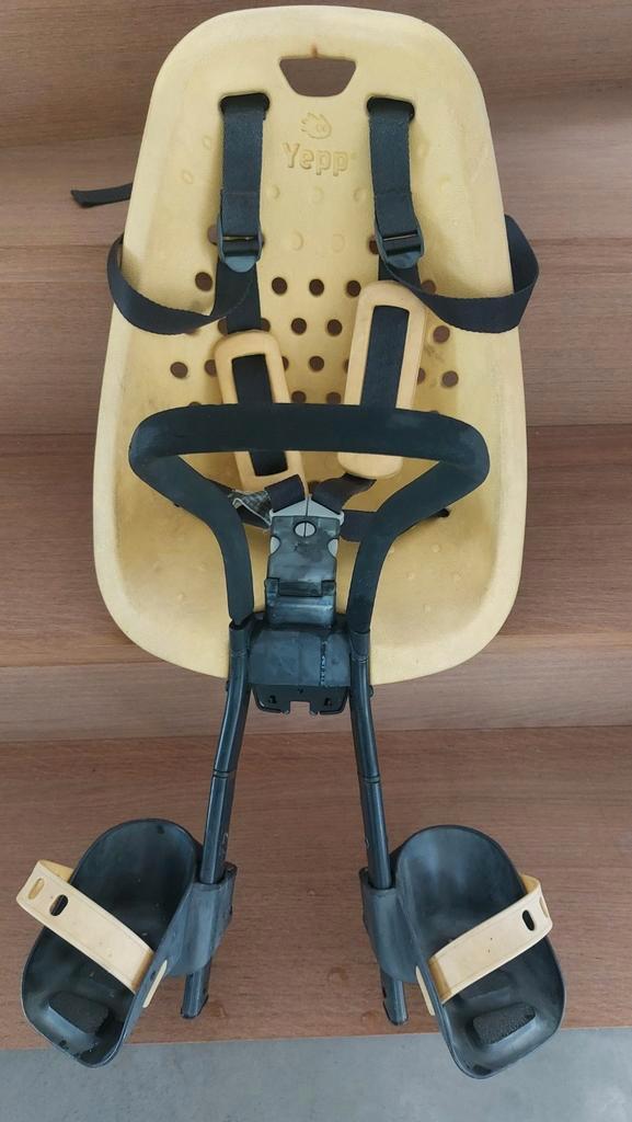 Yepp mini fietsstoeltje vooraan met windscherm en adapter, Fietsen en Brommers, Fietsaccessoires | Fietsstoeltjes, Gebruikt, Ophalen of Verzenden